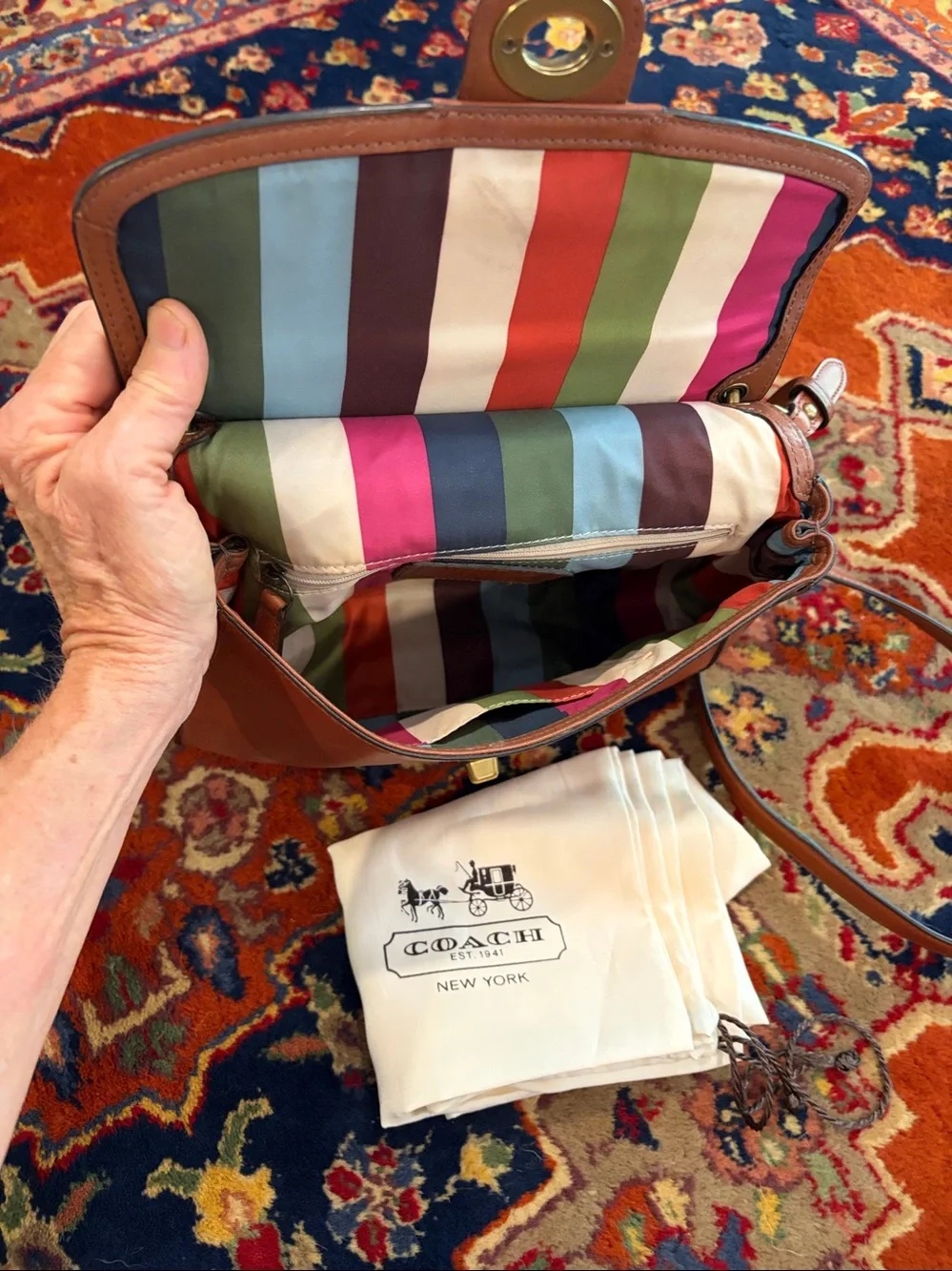 VINTAGE COACH WILLIS LEGACY PURSE